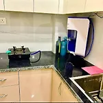 Chic Studio To Stay In South Delhi