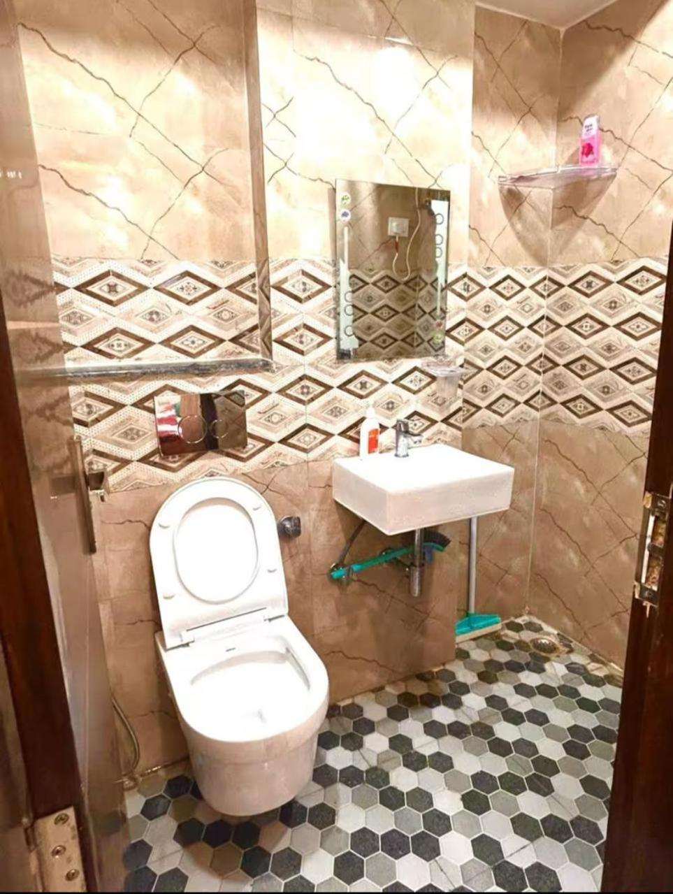 Chic To In South Delhi Apartment New Delhi